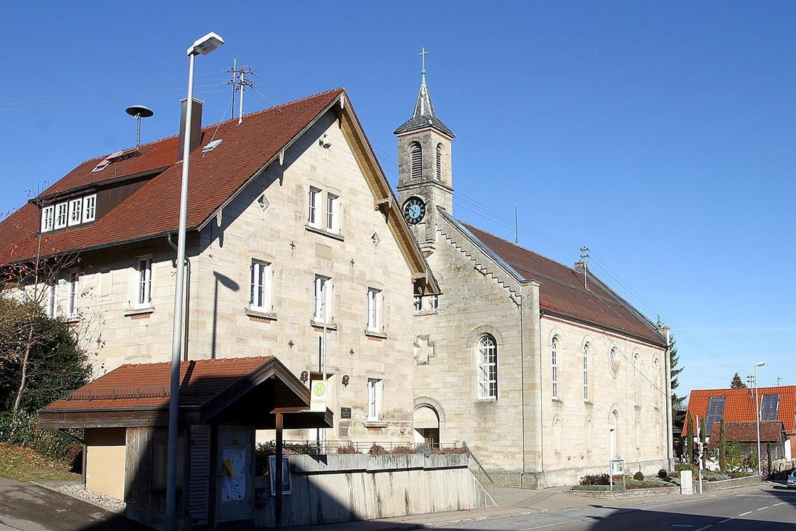 Reihenfolge auf dem Großerlacher Wahlzettel steht fest Fünf Kandidaten zielen auf den Rathaussessel in Großerlach, einer hat bereits zurückgezogen. Auf dem Papier kann Denis Sipahi allerdings weiterhin gewählt werden. Symboldbild: Edgar Layer