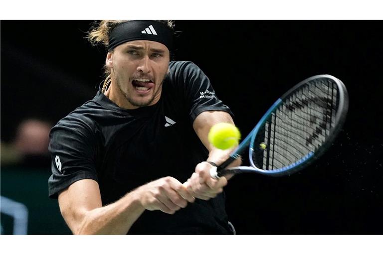 Zverev besiegt Angstgegner und fordert Sinner im Halbfinale Für Alexander Zverev war das Viertelfinale in Paris ein Auf und Ab.