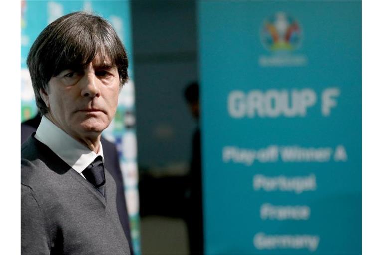 Für Bundestrainer Joachim Löw und sein Team wird die Gruppe F bei der EM 2020 eine echte Herausforderung. Foto: Christian Charisius/dpa