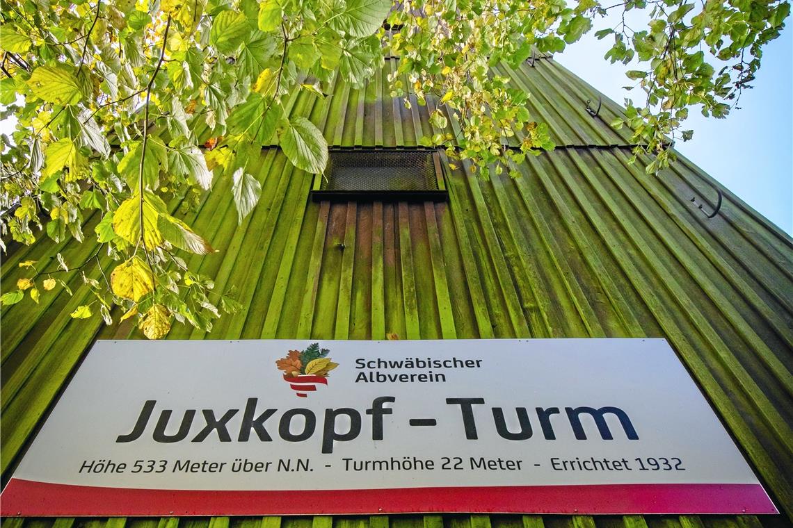 Frischekur für den Juxkopfturm Für den Albverein ist der Juxkopfturm ein Aushängeschild.