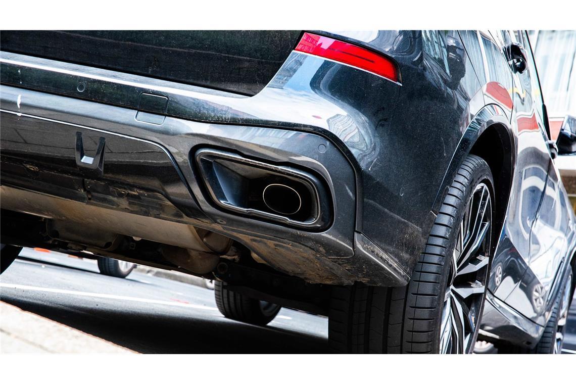 IG Metall und SPD pochen bei Verbrenner-Aus auf Pragmatismus Für den EU-Markt gilt eine 2022 gefundene Regelung, dass ab 2035 keine neuen Autos mit Benzin- oder Dieselmotor mehr zugelassen werden sollen. (Symbolbild)