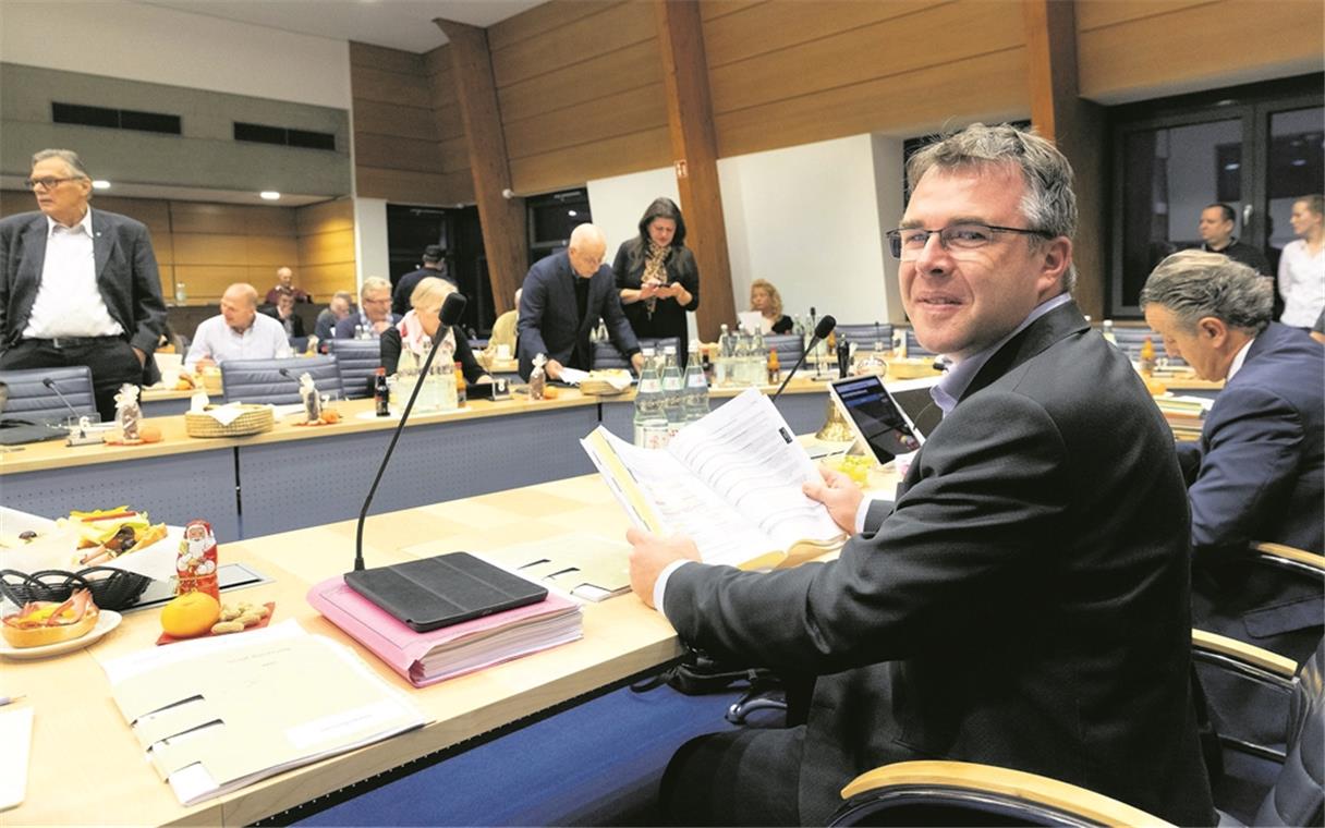 Stadträte wollen mehr Bürgerbeteiligung Für den Haushalt 2019 ist erstmals der neue Backnanger Kämmerer Alexander Zipf zuständig.Foto: J. Fiedler