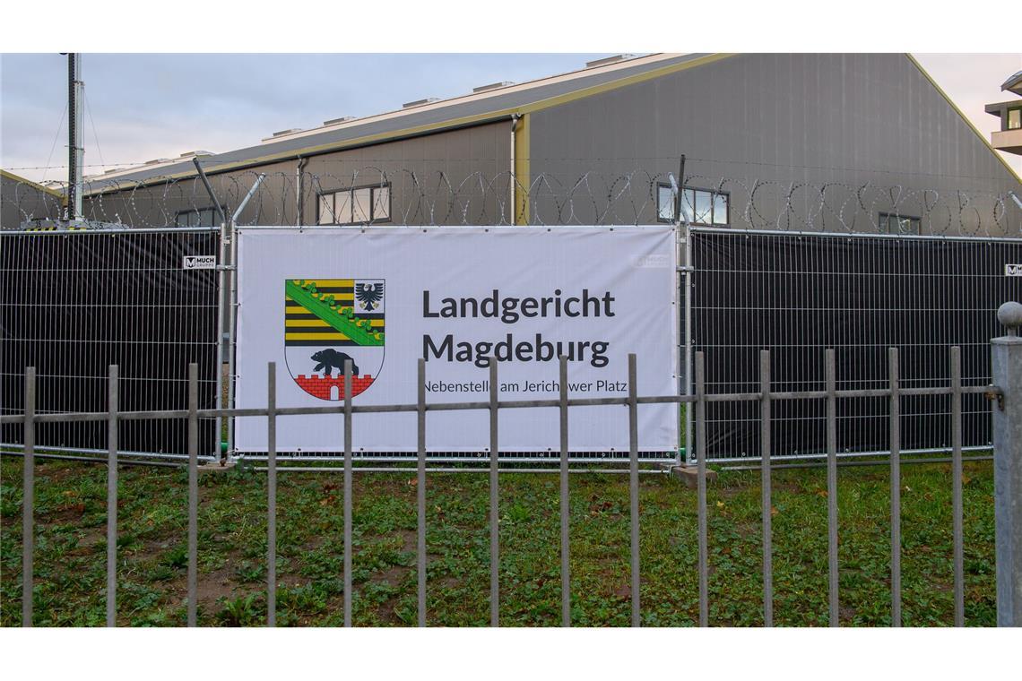 Für den Prozess ist ein Interims-Gerichtsgebäude errichtet worden. (Archivbild)