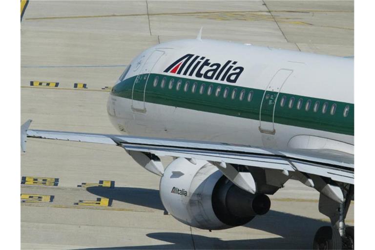 Für die Airline Alitalia ist Schluss. Foto: Jack Guez/AFP/dpa