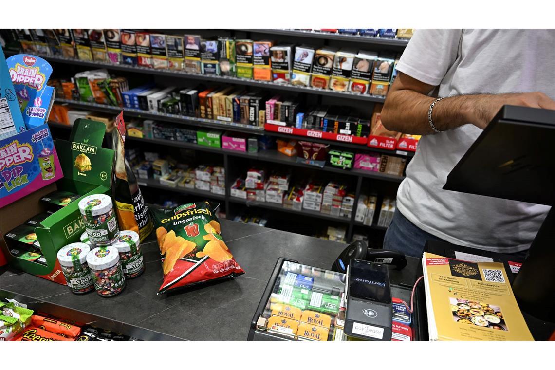 Keine Chips nach 20.00 Uhr im Univiertel? Für die Kioskbetreiber bedeutet das Verbot starke Umsatzeinbußen.