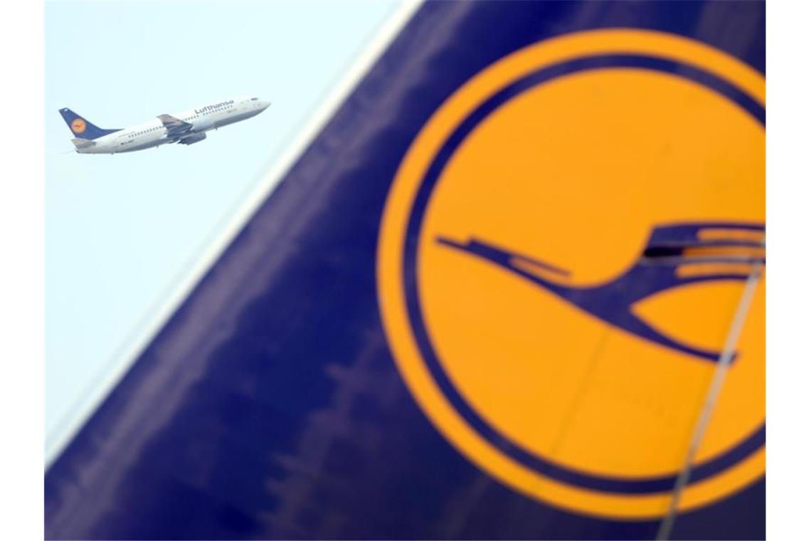 Für die Lufthansa steht eine entscheidende Woche an. Foto: Arne Dedert/dpa