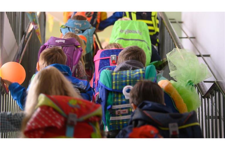 Für die neuen Erstklässler im kommenden Schuljahr gilt ein Anspruch auf Ganztagsbetreuung. (Symbolbild)