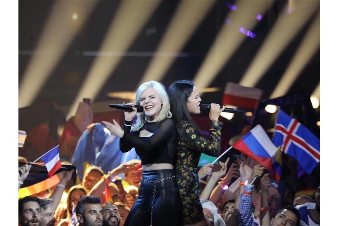 Niederlande gewinnen ESC - Madonna enttäuscht
