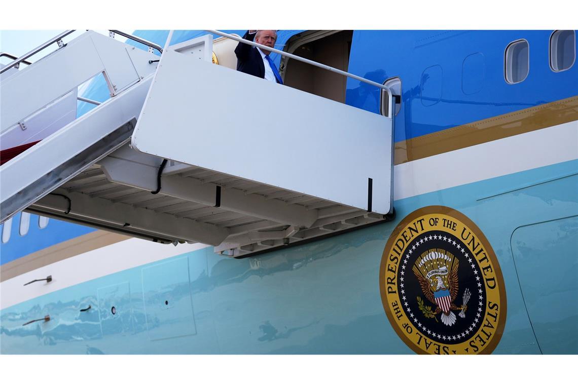 Für Donald Trump ist es die erste Auslandsreise seit der Rückkehr ins Weiße Haus.