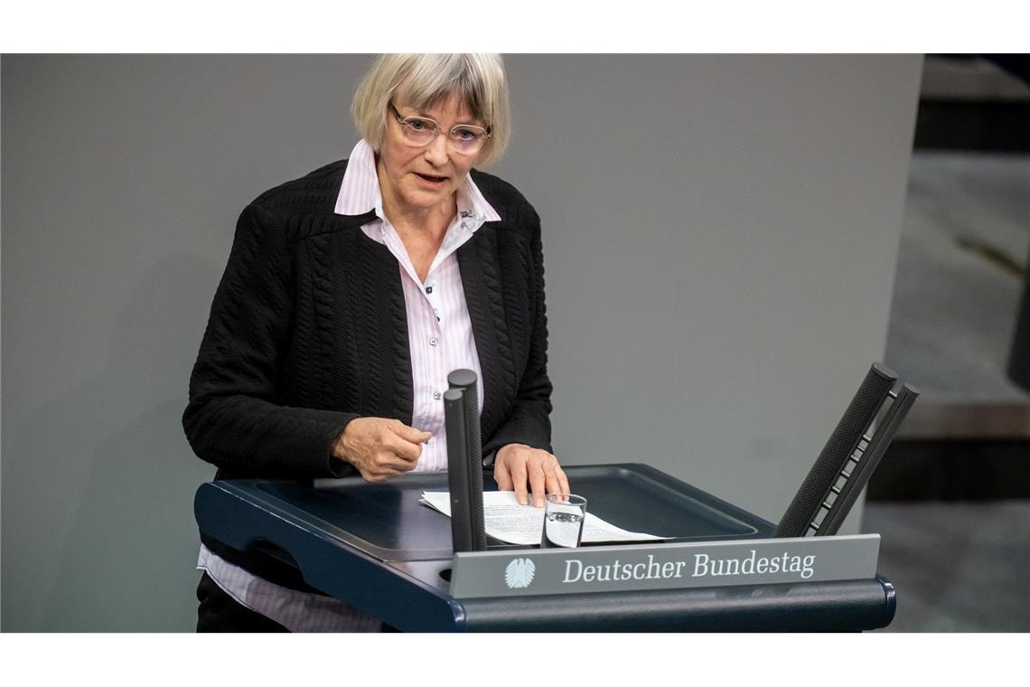 Für Gerrit Huy (AfD) sind die vorhergesagten Einsparungen lachhaft.