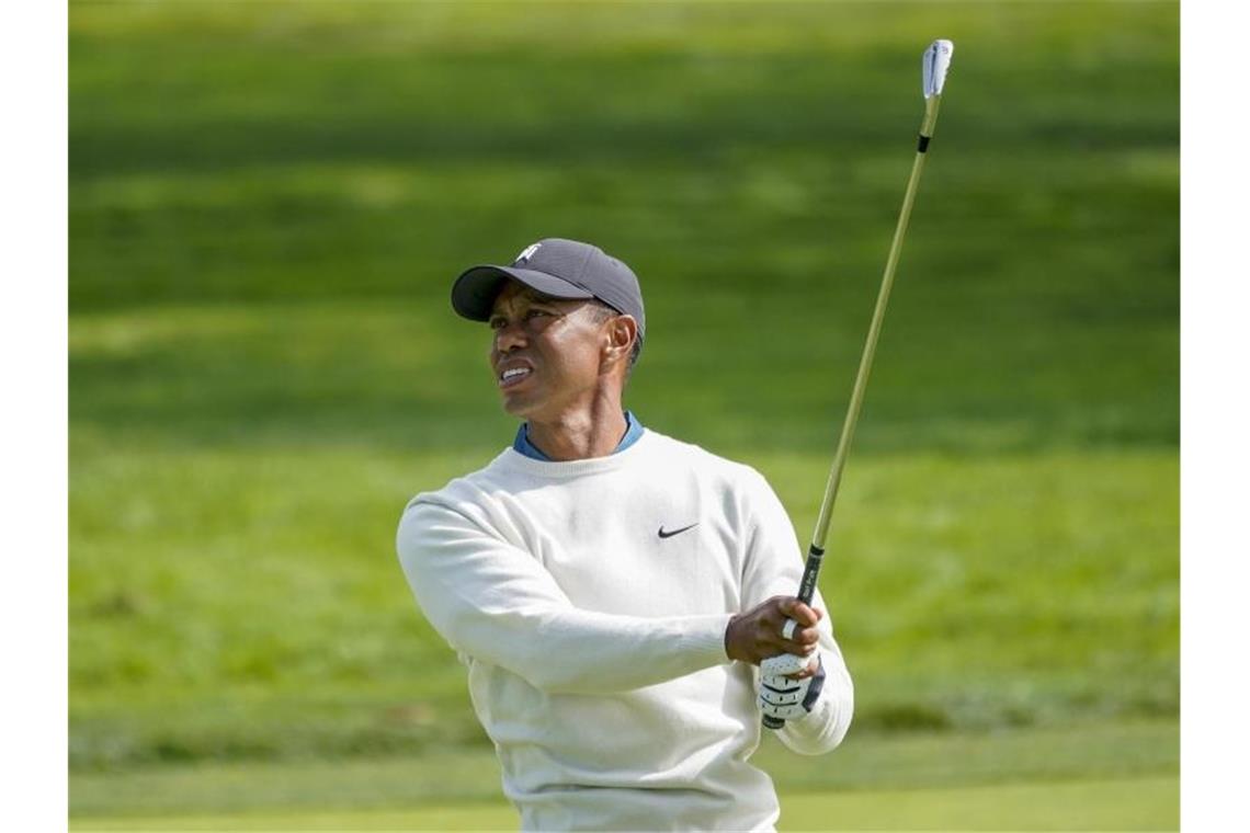 Aus für Golfstars Kaymer und Woods bei den US Open Für Golfstar Tiger Woods sind die US Open bereits nach dem zweiten Tag beendet. Foto: Charles Krupa/AP/dpa