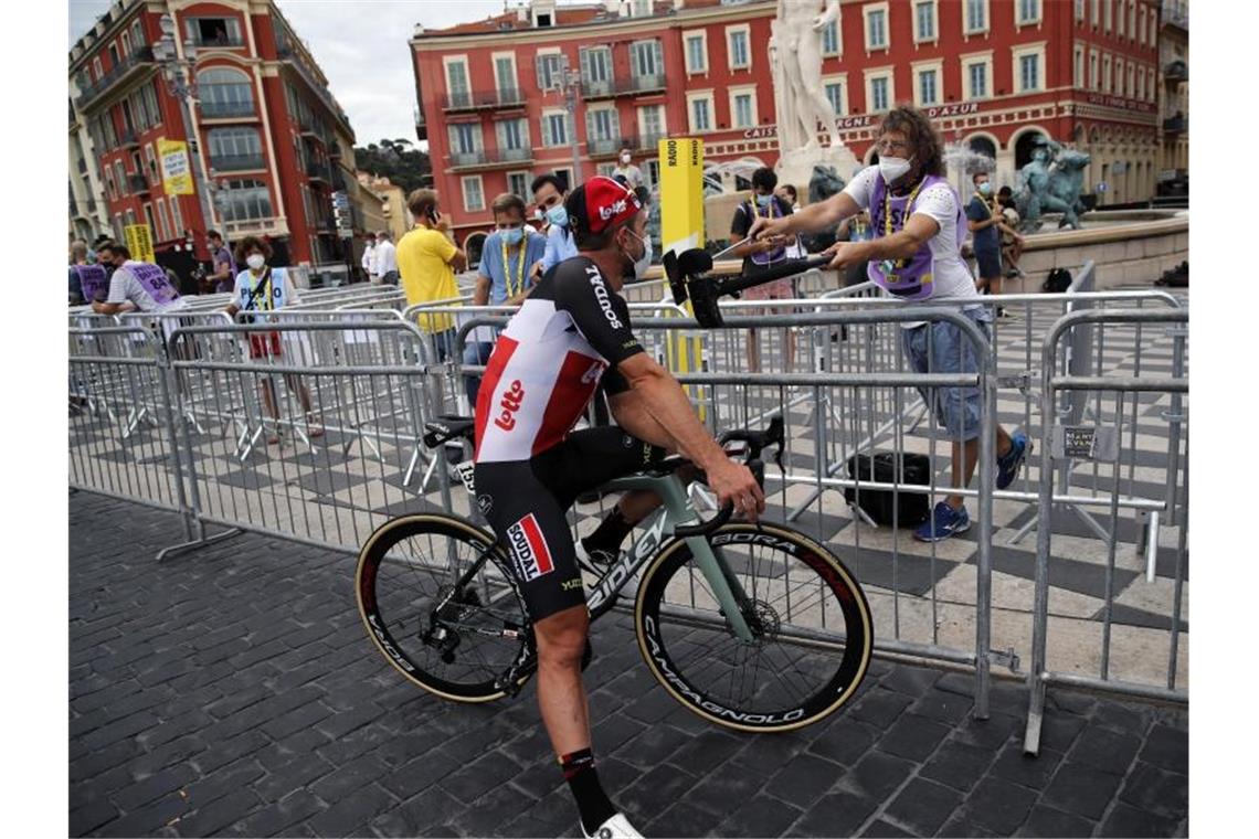 „Glatteis des Sommers“: Ende der Tour-Träume für Degenkolb Für John Degenkolb ist die Tour de France beendet. Foto: Christophe Ena/AP/dpa
