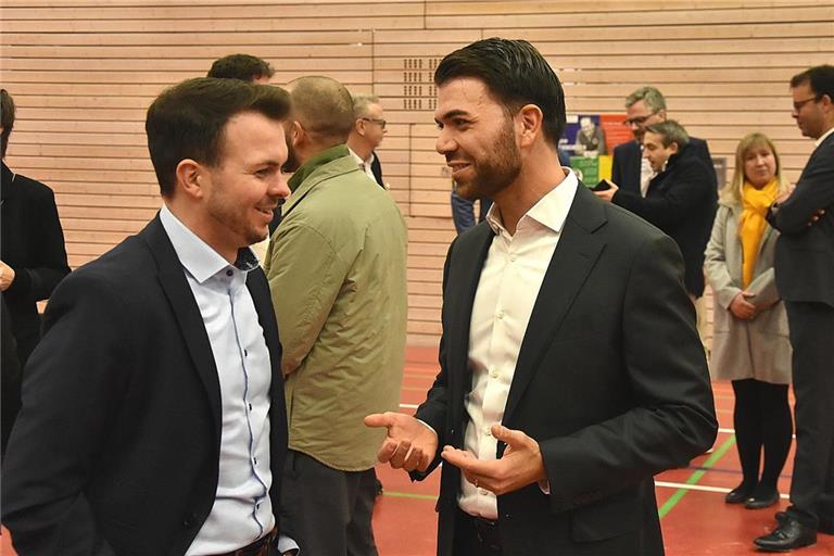 Für Kevin Dispan (links) und Melih Göksu geht es nun in den zweiten Wahlgang. Foto: Tobias Sellmaier