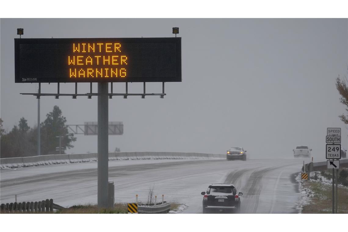 Für Millionen Menschen gelten Wetterwarnungen.