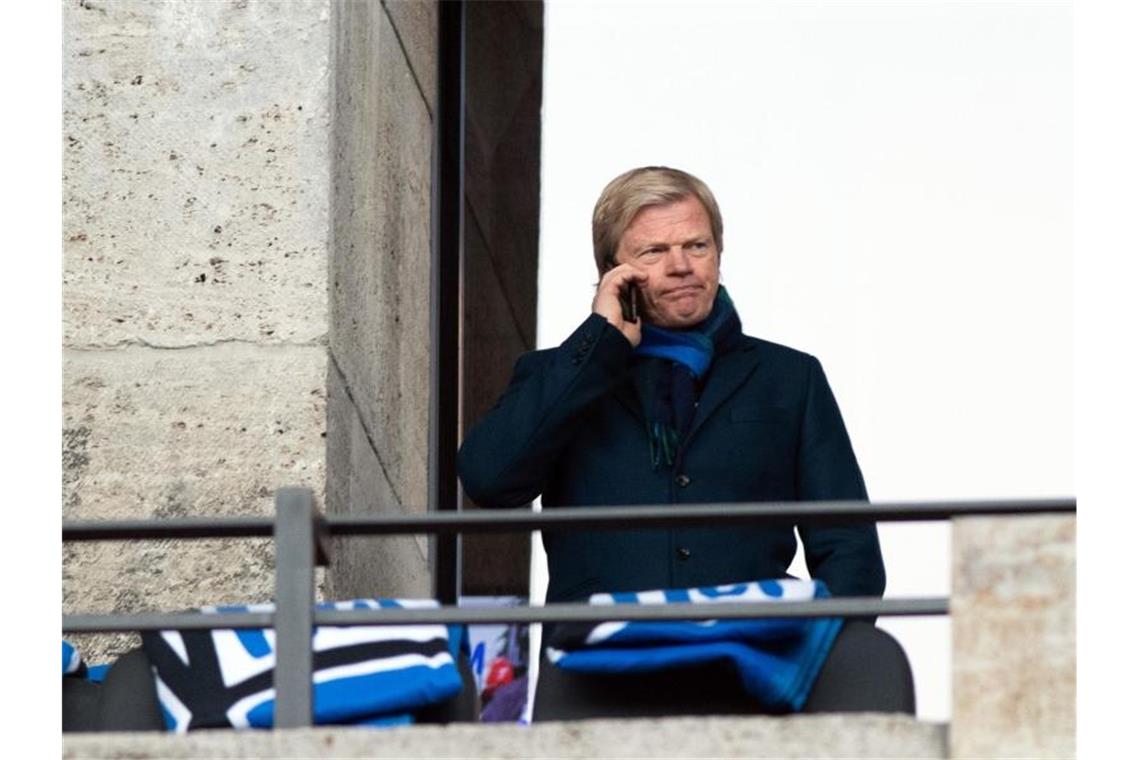 Für Oliver Kahn war das Gastspiel in Berlin die erste Pflichtspiel-Dienstreise als Vorstandsmitglied des FC Bayern. Foto: Soeren Stache/dpa-Zentralbild/dpa