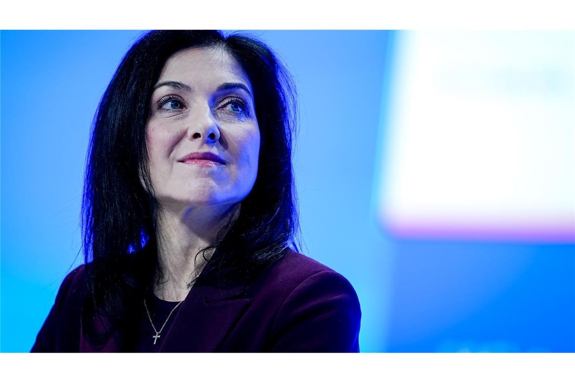 Wirtschaftsministerin Reiche: Änderungen in Energiepolitik Für Reiche ist es unmöglich, 2025 schon über alle Lösungen zu verfügen, um bis zur Jahrhundertmitte klimaneutral zu werden.