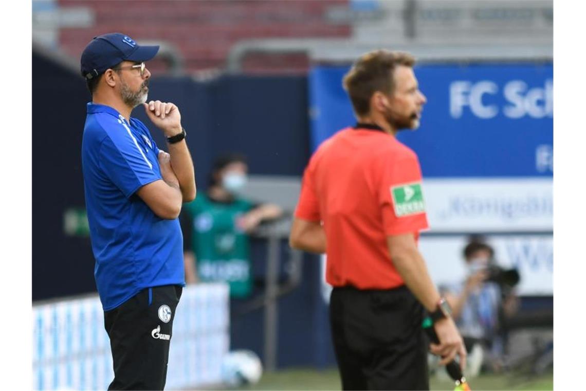 Für Schalke und Trainer David Wagner setzte es die nächste Niederlage. Foto: Bernd Thissen/dpa-Pool/dpa