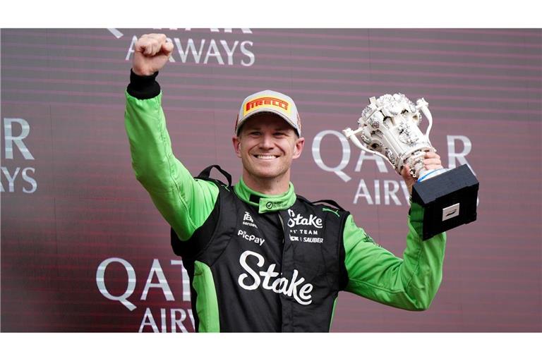 Für seinen ersten Podiumsplatz in der Formel 1 bekam Nico Hülkenberg einen Pokal aus Lego-Bausteinen.