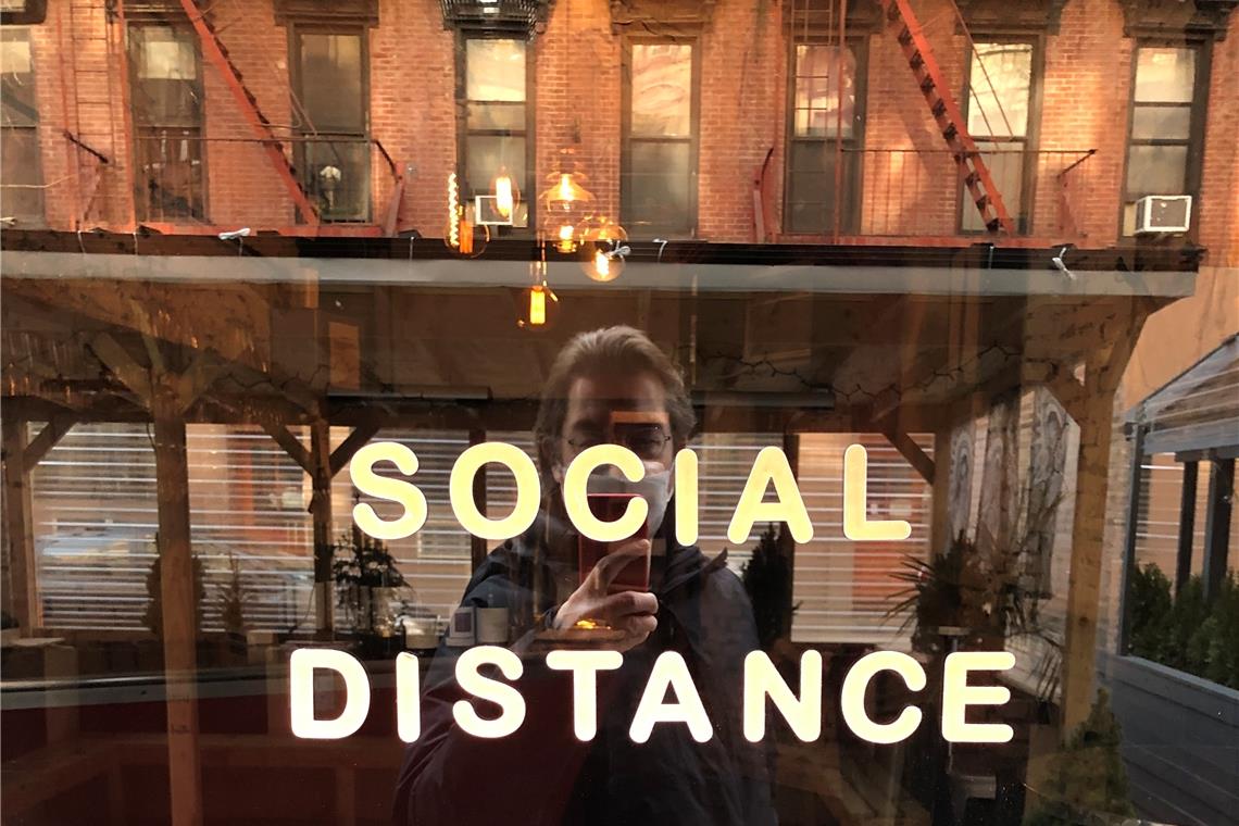 „Für mich ist der Duft wie eine Umarmung“ Für Ulrich Lang verändert sich sehr vieles durch das Coronavirus. Nicht nur Social Distance in Manhattan ist neu. Lang reist zu Beginn der Pandemie aus New York ab, wo er seinen Firmensitz hat, und arbeitet von Backnang aus. Statt ständig zu reisen, erledigt er vieles via Zoom-Meetings. Foto: privat