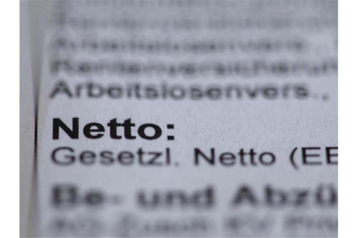 Tarifverdienste bleiben im zweiten Quartal unter Inflation Für viele Tarifbeschäftigte ergaben sich im zweiten Quartal Reallohnverluste. Foto: Jens Büttner/dpa-Zentralbild/ZB