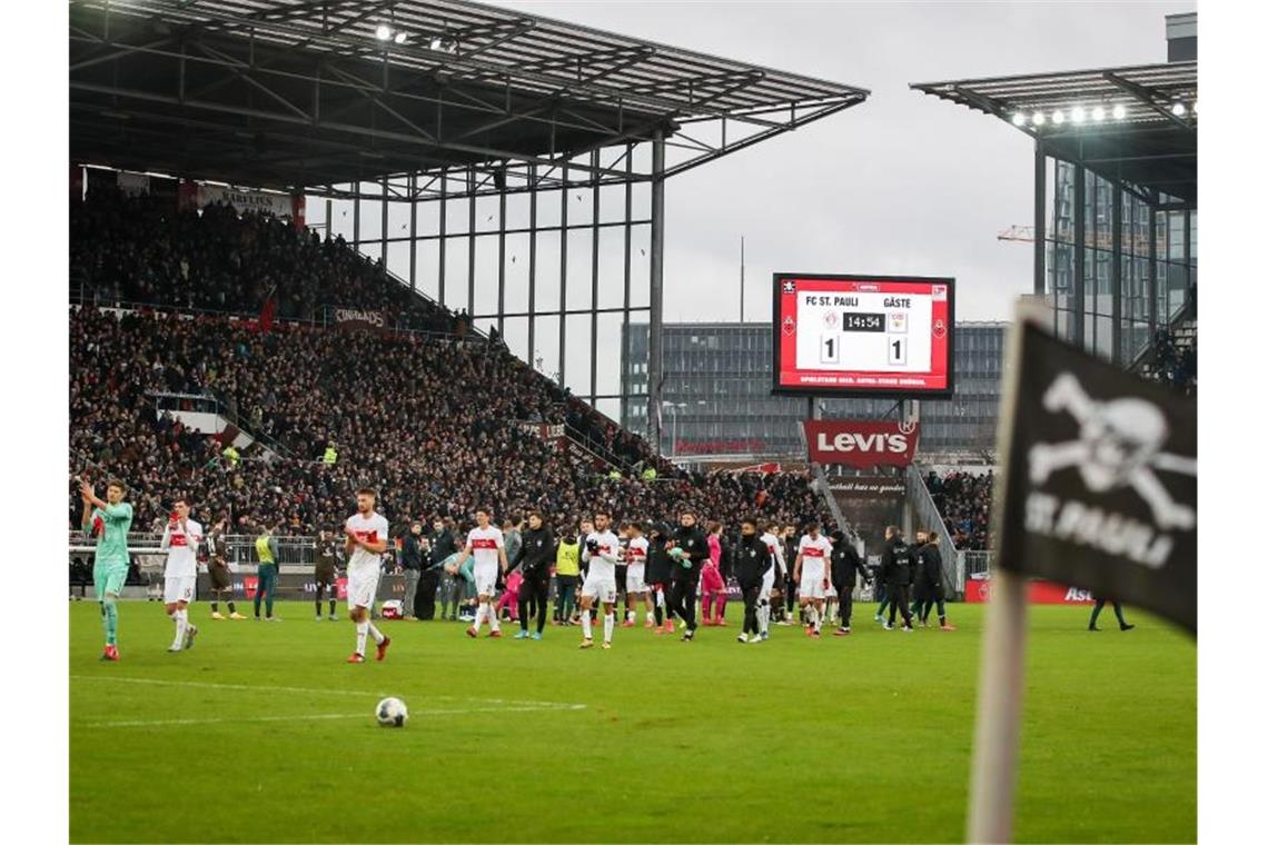VfB Stuttgart distanziert sich von Fan-Transparenten