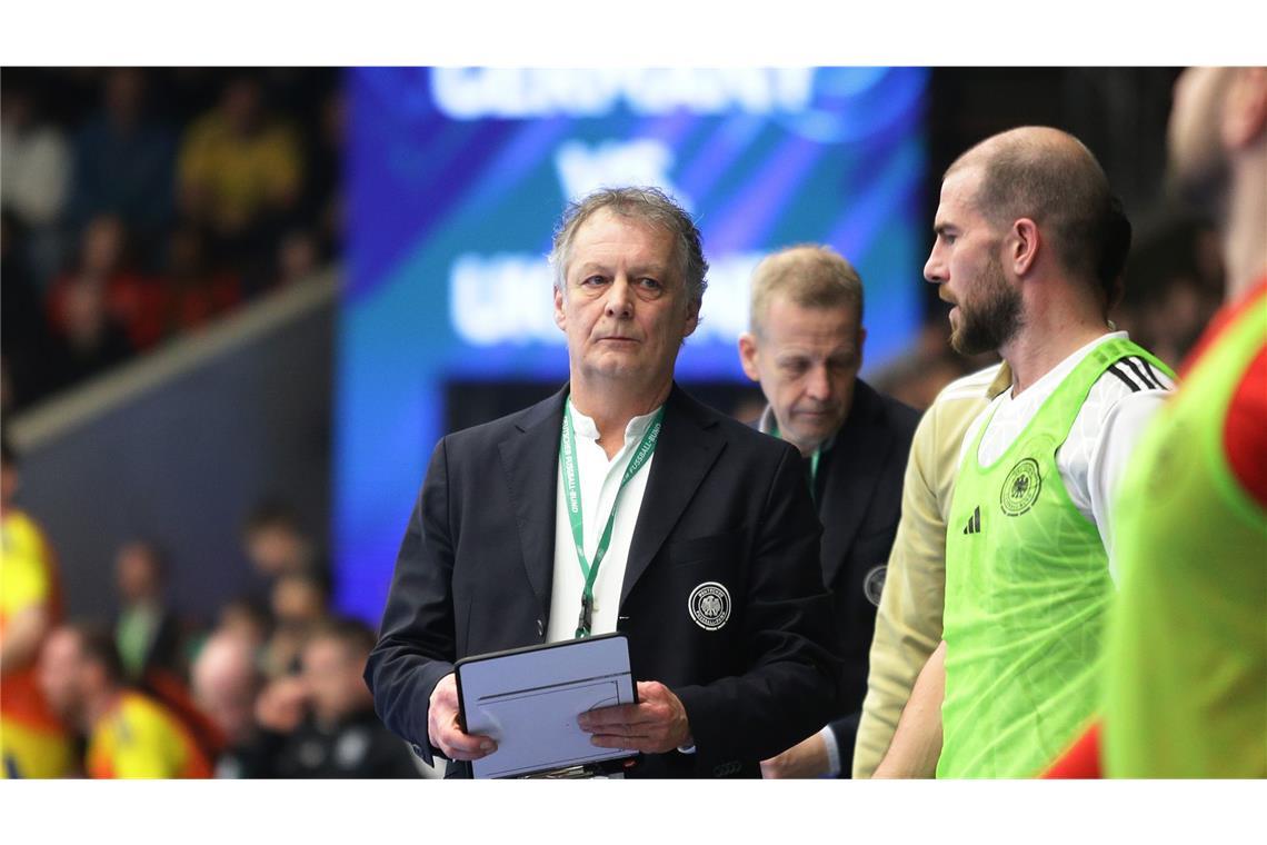 Futsal-Fans feiern deutsches Team trotz Niederlage gegen Ukraine Futsal-Bundestrainer Marcel Loosveld