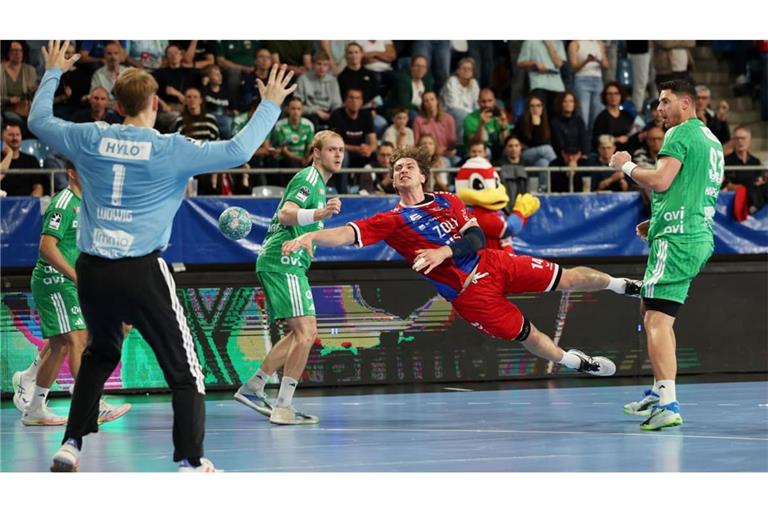 Fynn Nicolaus tankt sich kraftvoll und dynamisch durch&nbsp;– der Bietigheimer Allrounder kommt sonst hauptsächlich in der Abwehr zum Einsatz.