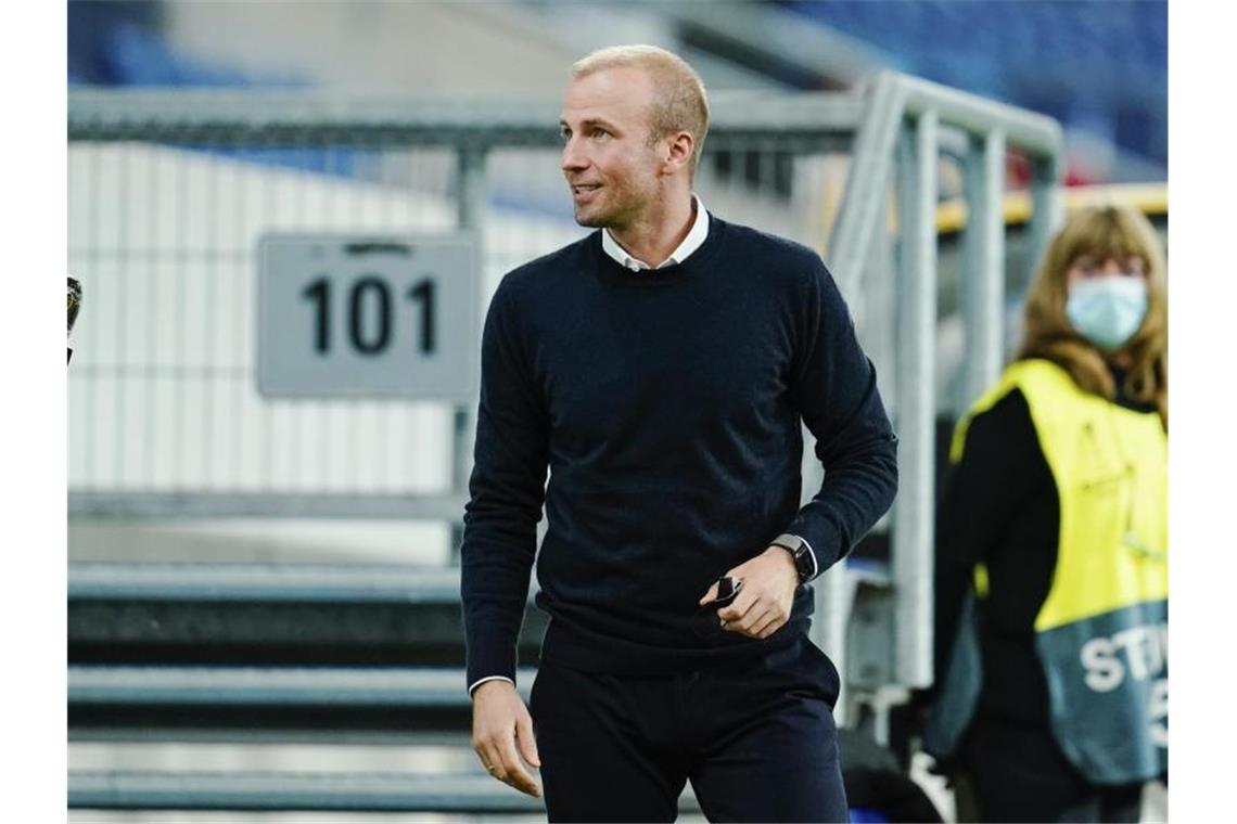 Jubel in Hoffenheim: Sieg gegen Roter Stern Belgrad Gab sein Europa-Debüt bei 1899 Hoffenheim: Trainer Sebastian Hoeneß. Foto: Uwe Anspach/dpa