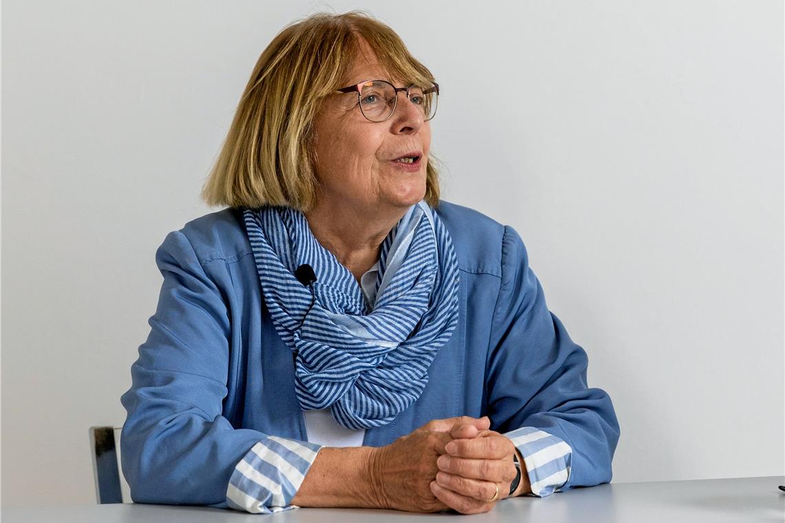 Vorsitzende der Hospizstiftung: „Gute Sterbebegleitung schafft Würde“ Gabriele Keller lernte schon in den 90er-Jahren im Ludwigsburger Krankenhaus die Nachbetreuung von Patienten kennen, bei denen die Therapieoptionen erschöpft waren. Seit 2001 engagiert sich die Winnenderin in der Hospizbewegung.