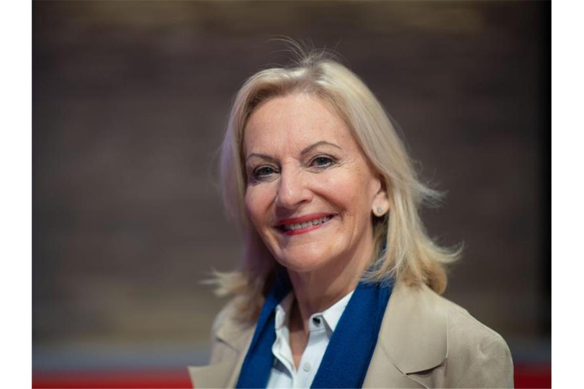 Gaby Hauptmann bleibt zu Corona-Zeiten am Bodensee Gaby Hauptmann, Autorin und Journalistin. Foto: Marijan Murat/dpa/Archivbild