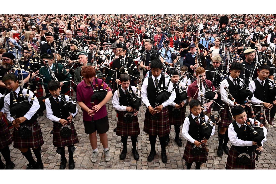 Ganz junge Teilnehmer waren ebenso dabei wie ein 98-Jähriger, der seit 84 Jahren Dudelsack spielt.