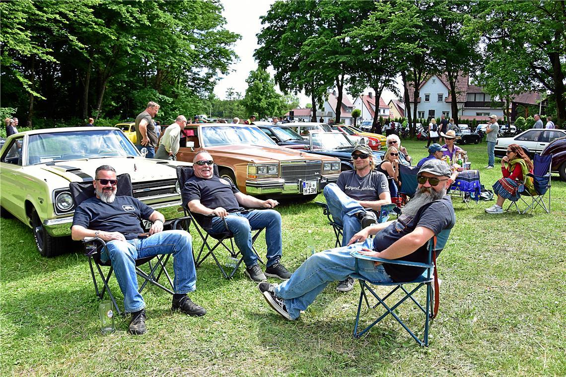 Gechilltes Treffen unter Gleichgesinnten. 