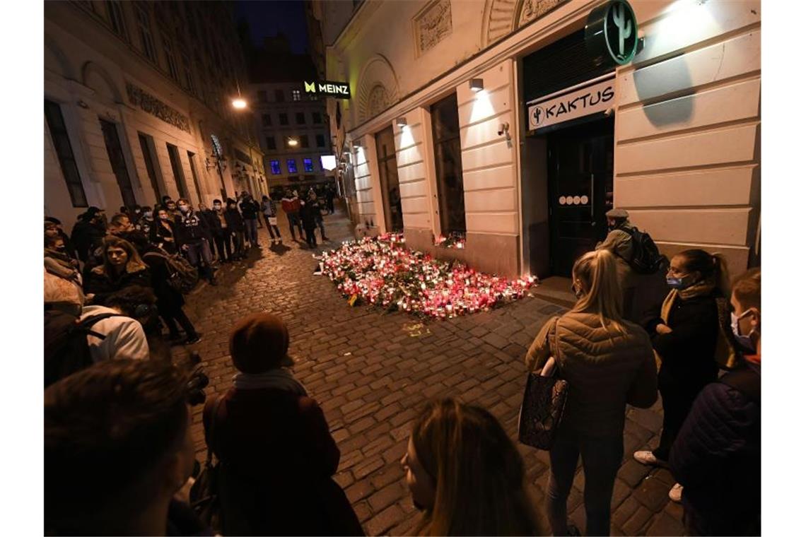 Gedenken in Wien nach dem Anschlag Anfang November 2020. Foto: Helmut Fohringer/APA/dpa