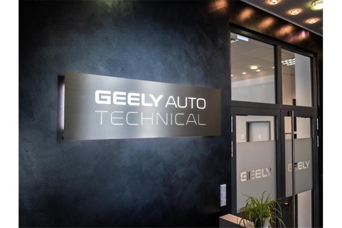 Chinesischer Autobauer Geely mit Gewinneinbruch Geely ist Chinas führender Hersteller von Autos unter einer lokalen Marke. Marktführer im Land ist Volkswagen. Foto: Silas Stein/dpa