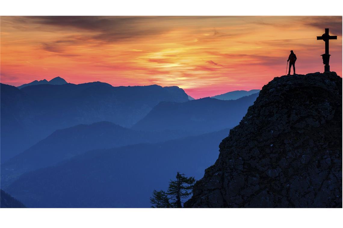 Warum Wandern in den Alpen immer gefährlicher wird Gefahr im Naturparadies: Wandern und Bergsteigen in den Alpen wird nach Einschätzung von Experten durch den Klimawandel risikoreicher.