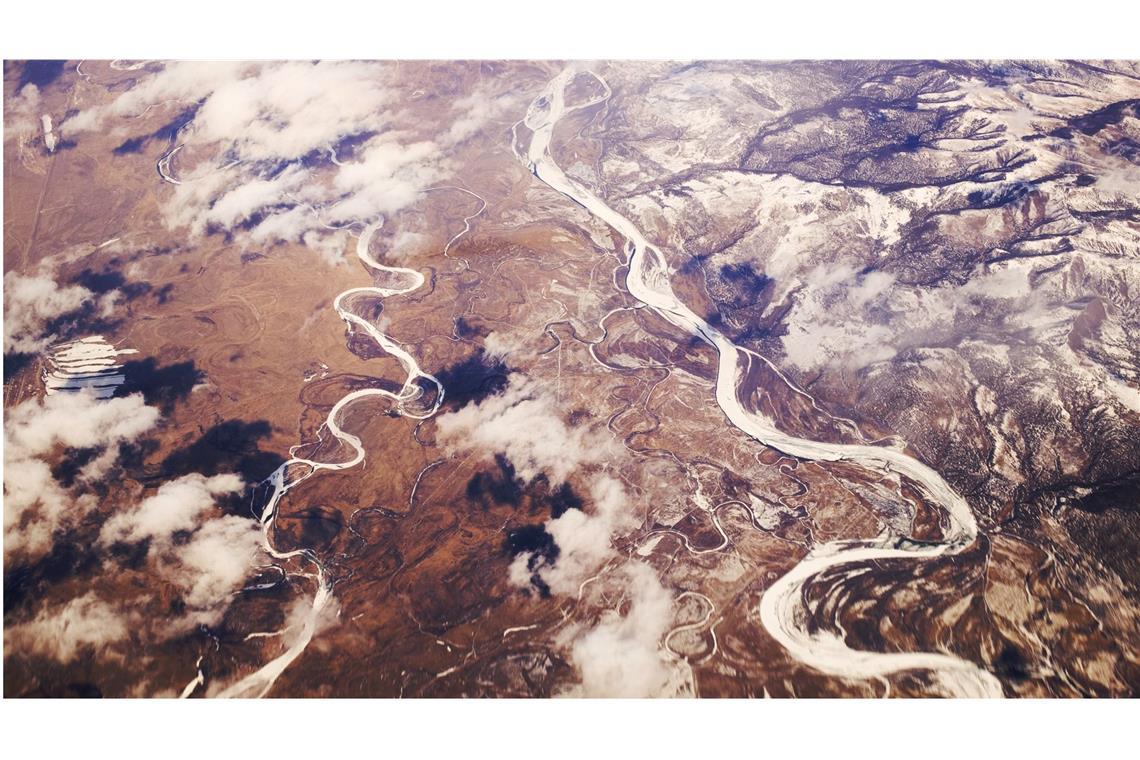 Permafrost taut auf: Kommt es zum Klima-Kipppunkt? Gefrorene Tundra in Sibirien: Ist der Boden einmal getaut, lässt sich die Zersetzung des Kohlenstoffs darin nicht aufhalten, selbst wenn sich die globale Temperatur stabilisiert.