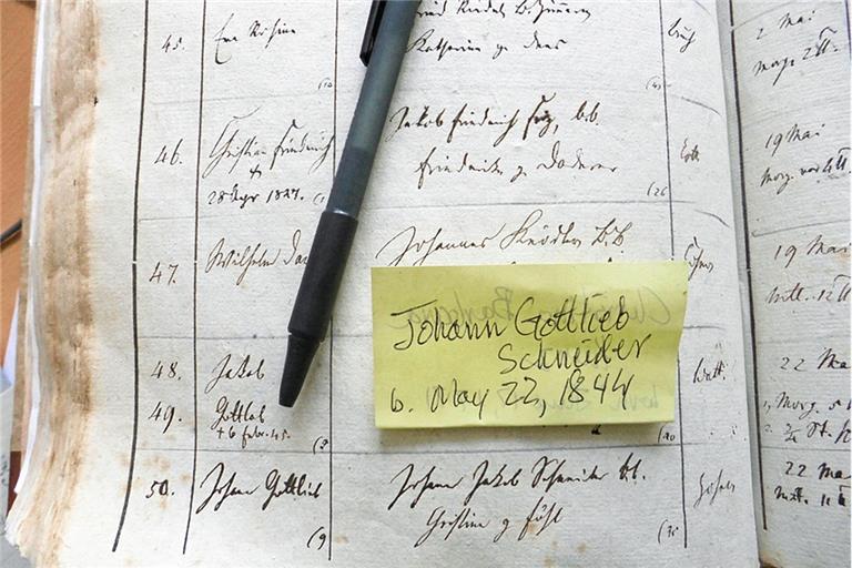 Gefunden im Kirchenarchiv: der Name des Verwandten.