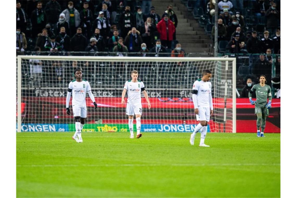 Gegen den SC Freiburg erlebten die Gladbacher ein Debakel. Foto: Marcel Kusch/dpa