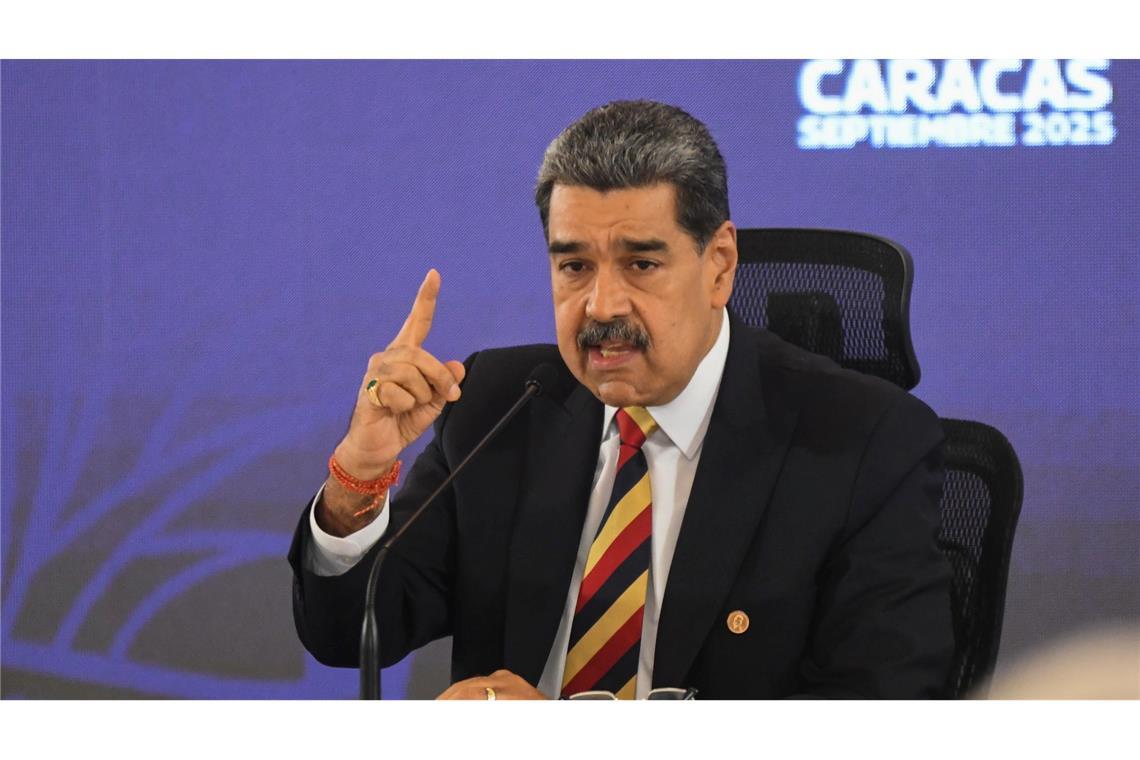 Venezuelas Eiserne Lady: Nobelpreis für María Corina Machado Gegen seine Regierung wehrt sich Machado: Nicolás Maduro