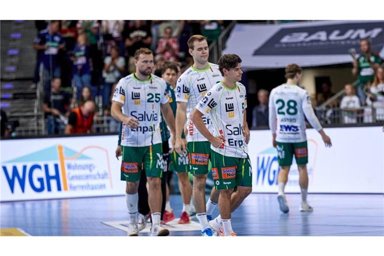 Geknickte Frisch-Auf-Spieler nach der Niederlage in Hannover.