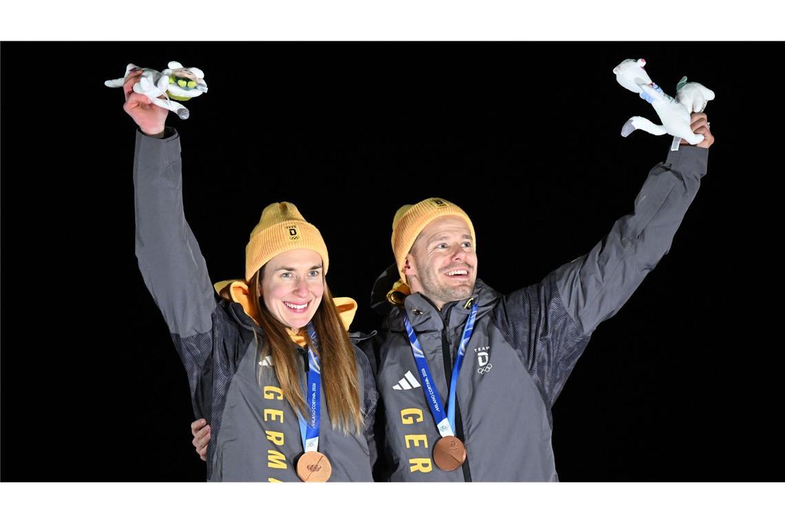 Gemeinsam holten Jacqueline Pfeifer und Christopher Grotheer Bronze als Skeleton-Team.