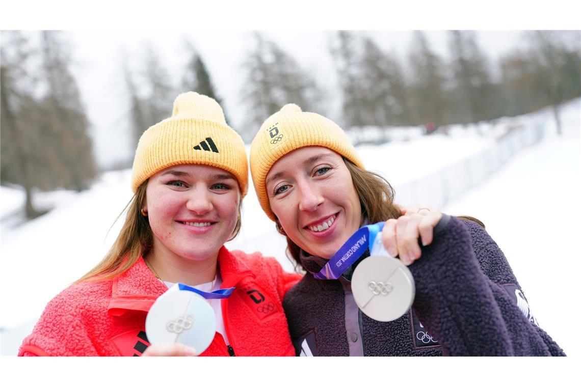 Gemeinsam mit Kira Weidle-Winkelmann gewann Aicher noch eine Medaille: Silber in der alpinen Team-Kombination.