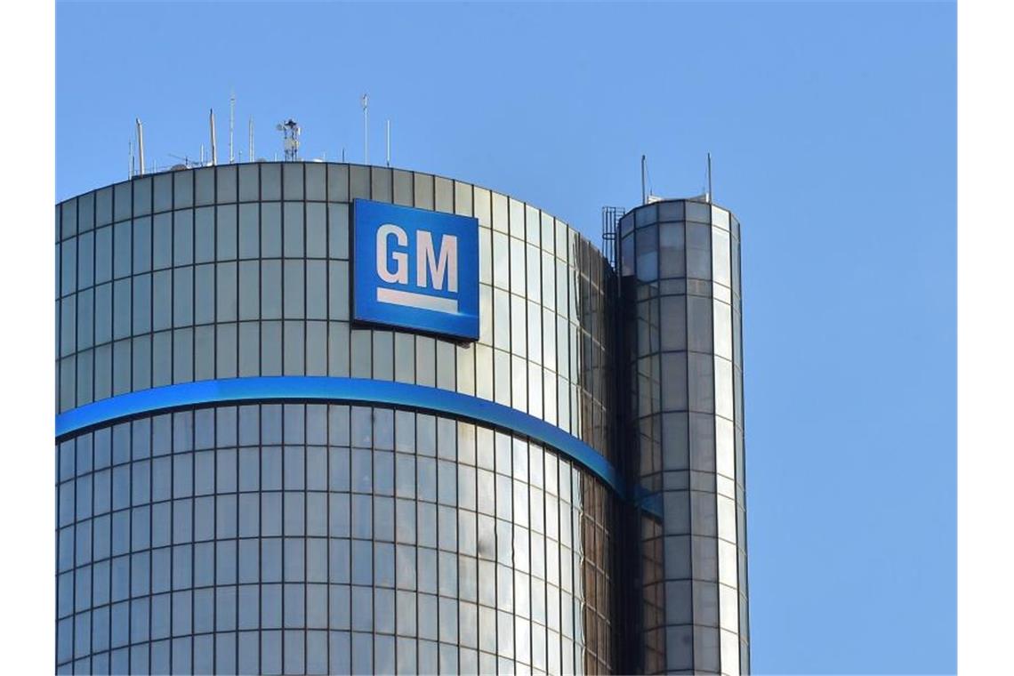 General Motors kündigt große E-Auto-Offensive an General Motors stellt eine Reichweite von 400 Meilen (knapp 644 Kilometer) pro Batterieladung in Aussicht. Foto: Uli Deck/dpa