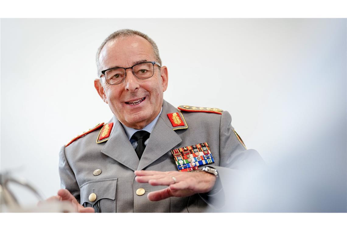 Generalinspekteur: Müssen "Drohnen gegen Drohnen einsetzen" Generalinspekteur Carsten Breuer