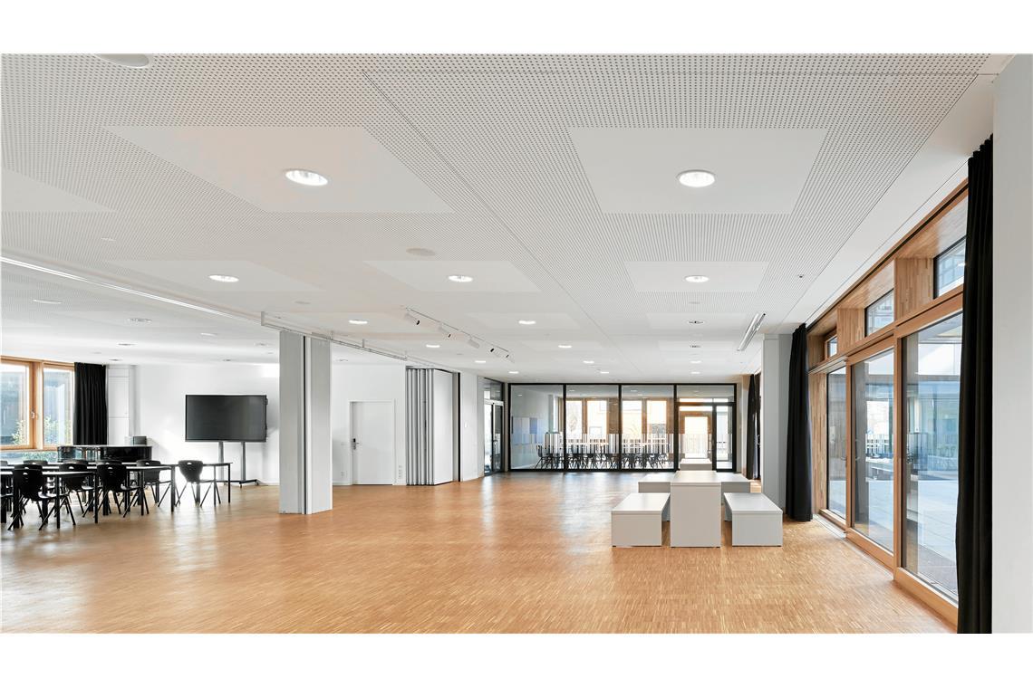 Generalsanierung Lessing-Gymnasium, Winnenden, innen. Architektur: Drei Architek...