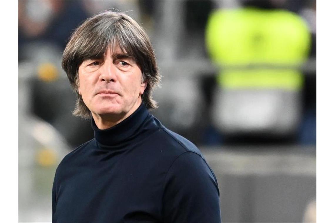 Genießt noch die volle Rückendeckung beim DFB: Bundestrainer Joachim Löw. Foto: Federico Gambarini/dpa