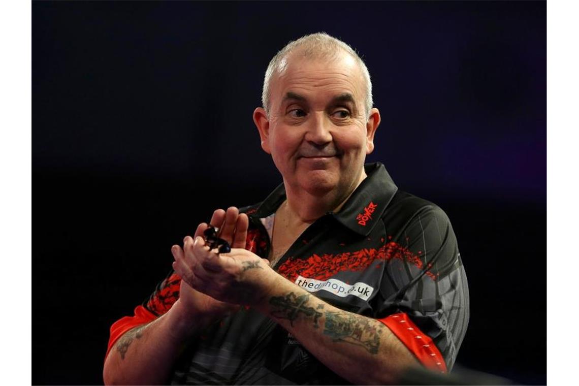 Phil Taylor genießt nach Rücktritt Zeit daheim Genießt sein Leben auch ohne Darts: Rekordweltmeister Phil Taylor. Foto: Steven Paston/PA Wire/dpa