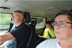 Gerade auf langen Autofahrten ändern sich die Stimmungen der Reisenden, so wie bei Familie Schmidt. Foto: privat