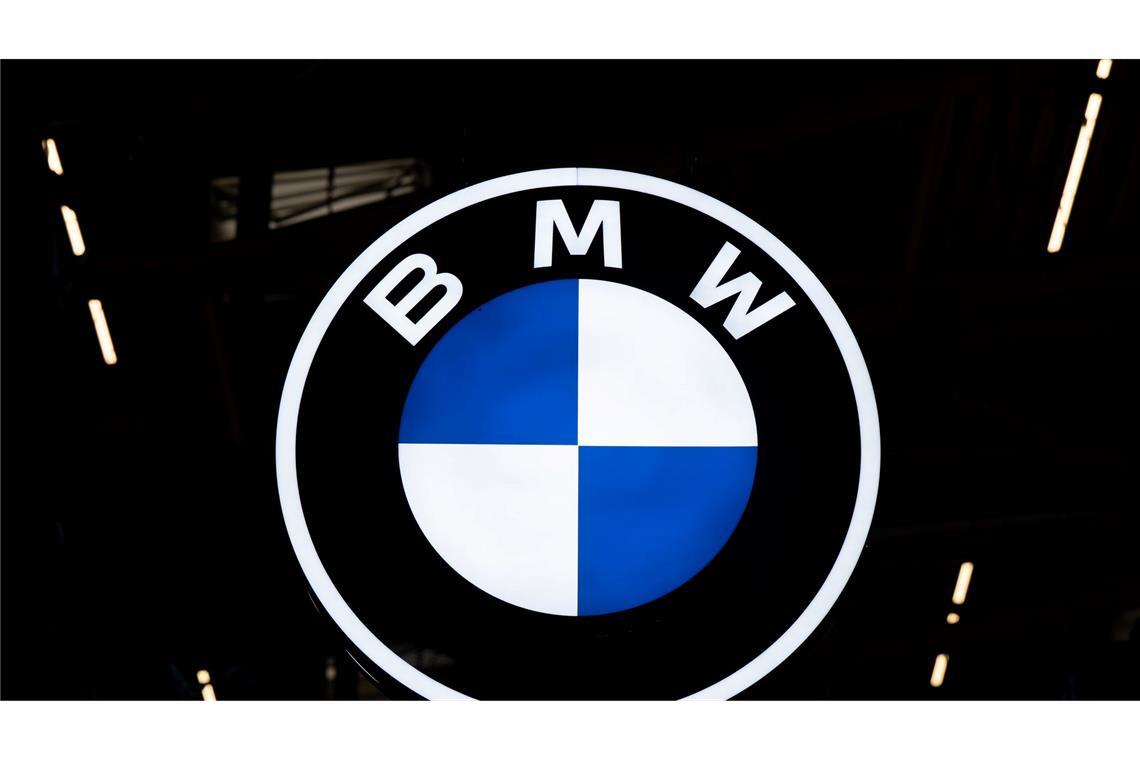 Gerade noch hat BMW steigende Absätze vermeldet, jetzt muss der Konzern seine Jahresprognose kappen.