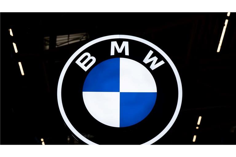 Gerade noch hat BMW steigende Absätze vermeldet, jetzt muss der Konzern seine Jahresprognose kappen.